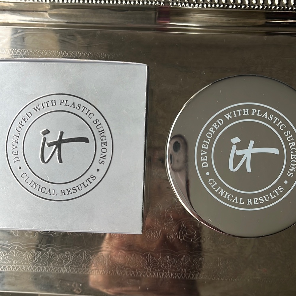 It Cosmetics Bye Bye Makeup Cleansing Balm - new in box